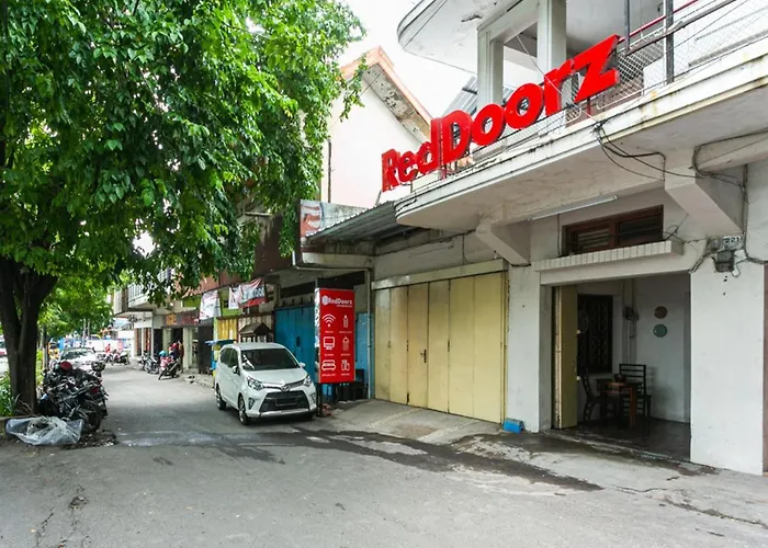 Reddoorz @ Urip Sumoharjo Solo Hotel